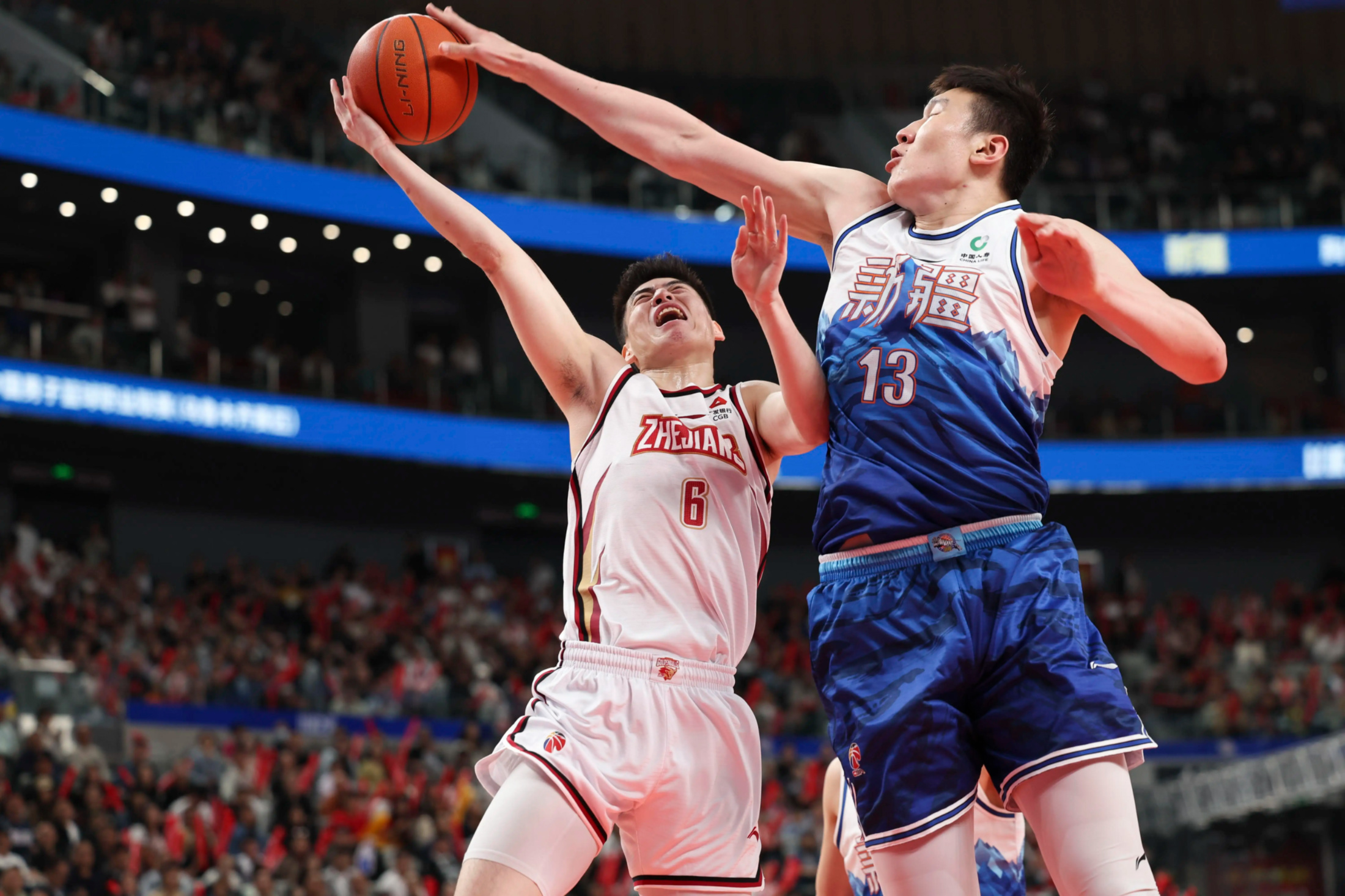 包含纪实篮球赛事集结众多健将,球队实力PK的词条 包含纪实篮球赛事集结众多健将,球队实力PK的词条